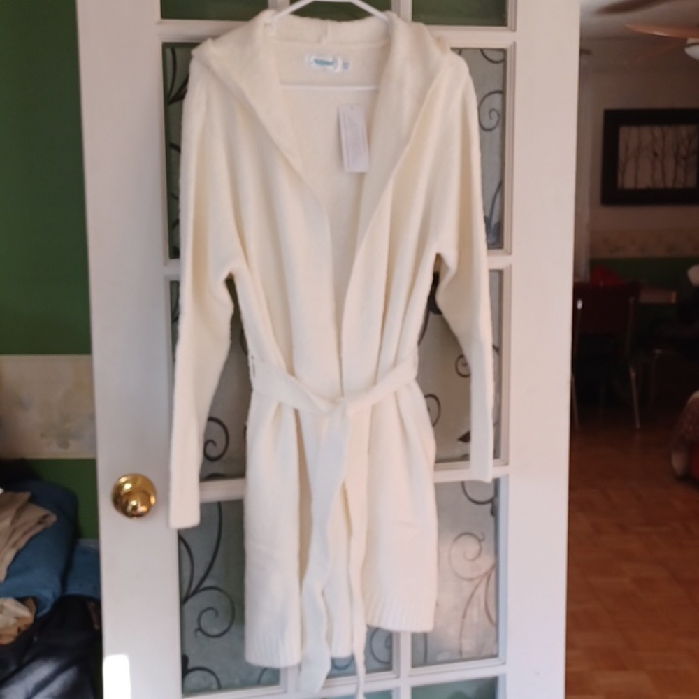 National hooded sweater wrap boucle sweater, white with belt